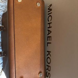 Michael Kors Bags - Michael Kors Cognac Handbag Michael Kors Bags - Michael Kors Cognac Handbag
